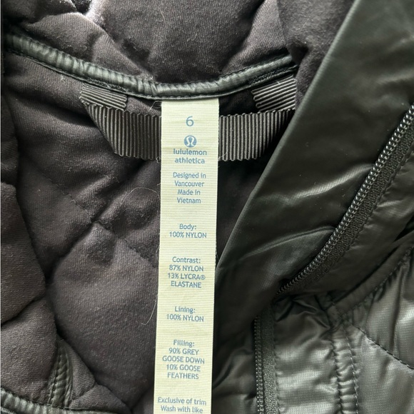 LULULEMON BLACK PUFFER PULLOVER SIZE 6 - Picture 4 of 4